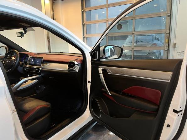 Belgee X50 с пробегом 2024 года, цена 2 230 000 рублей, 11015 км, внедорожник, Автокод Объявления