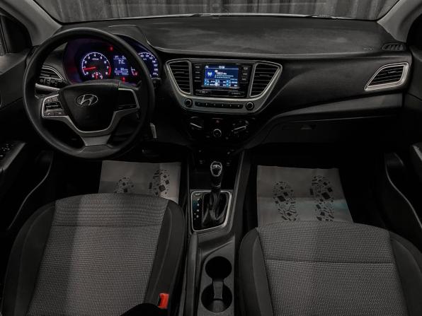 Hyundai Solaris II Рестайлинг с пробегом 2021 года, цена 1 390 000 рублей, 78000 км, седан, Автокод Объявления