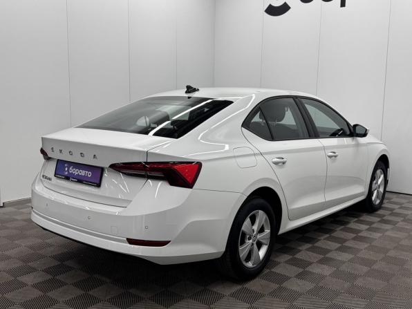 Skoda Octavia IV (A8) с пробегом 2021 года, цена 2 210 000 рублей, 89820 км, лифтбек, Автокод Объявления