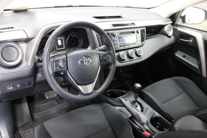 Toyota RAV4 IV (XA40) Рестайлинг с пробегом 2016 года, цена 2 474 000 рублей, 129585 км, внедорожник, Автокод Объявления