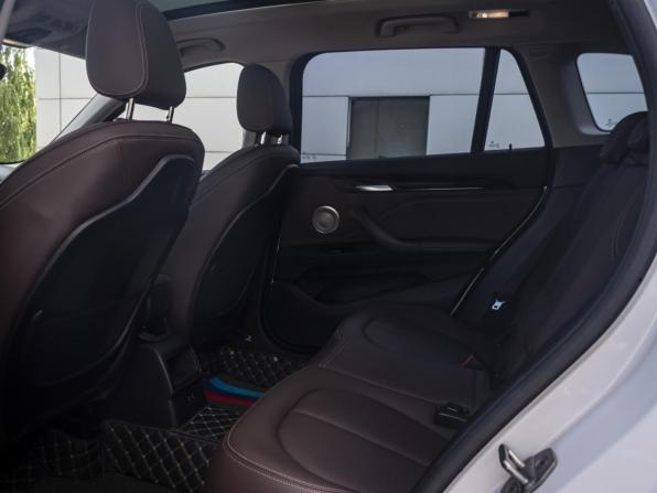 BMW X1 II (F48) Рестайлинг с пробегом 2021 года, цена 3 079 000 рублей, 42009 км, внедорожник, Автокод Объявления