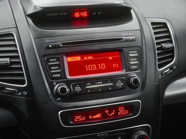 Kia Sorento II Рестайлинг с пробегом 2015 года, цена 1 679 000 рублей, 160474 км, внедорожник, Автокод Объявления