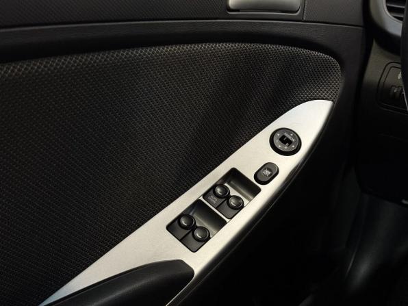 Hyundai Solaris I с пробегом 2013 года, цена 699 000 рублей, 165597 км, седан, Автокод Объявления