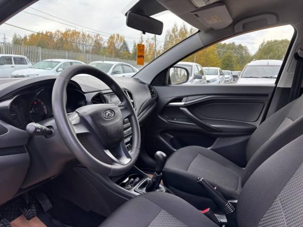Lada (ВАЗ) Vesta I с пробегом 2019 года, цена 815 000 рублей, 101649 км, седан, Автокод Объявления