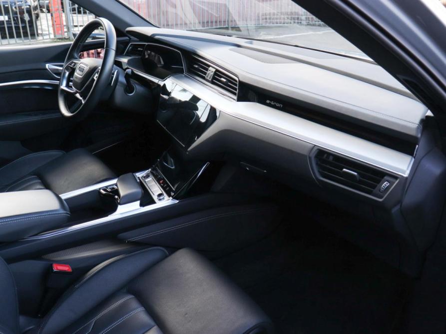 Audi e-tron I Химки  - изображение 8