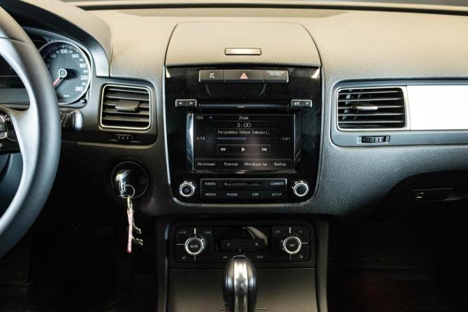 Volkswagen Touareg II с пробегом 2014 года, цена 2 500 000 рублей, 222512 км, внедорожник, Автокод Объявления