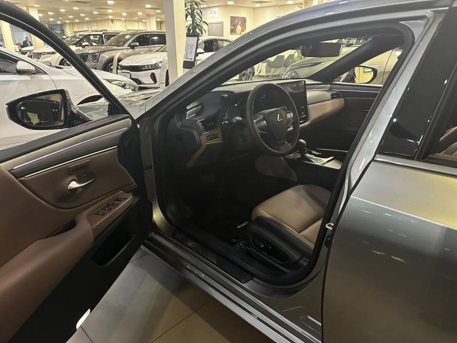 Lexus ES VII Рестайлинг 2 Брянск  - изображение 12