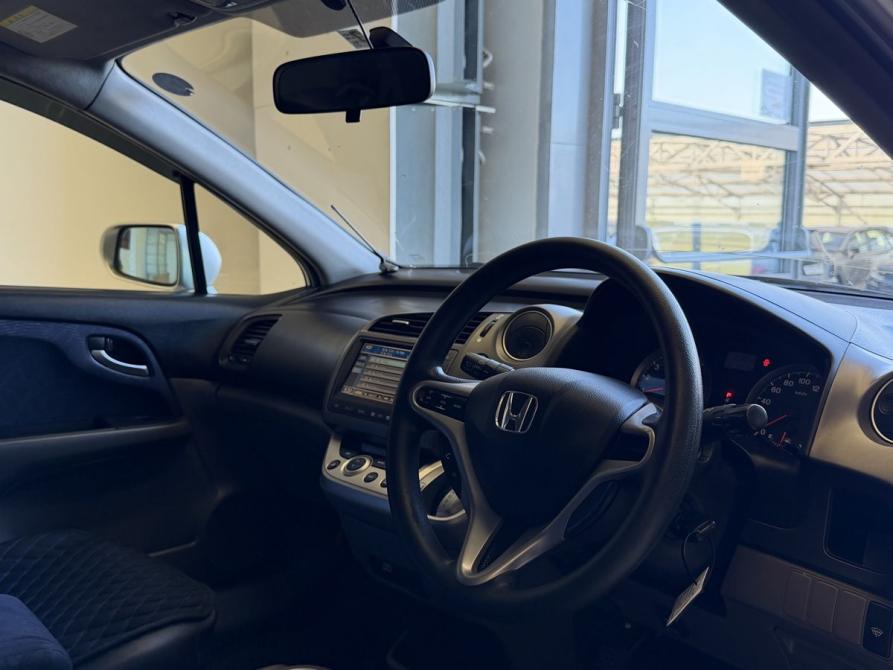 Honda Stream II Рестайлинг Новосибирск  - изображение 7