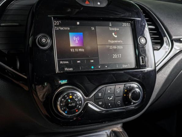 Renault Kaptur I Рестайлинг с пробегом 2020 года, цена 1 549 000 рублей, 118643 км, внедорожник, Автокод Объявления