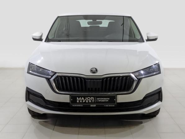 Skoda Octavia IV (A8) с пробегом 2021 года, цена 2 425 000 рублей, 53778 км, лифтбек, Автокод Объявления