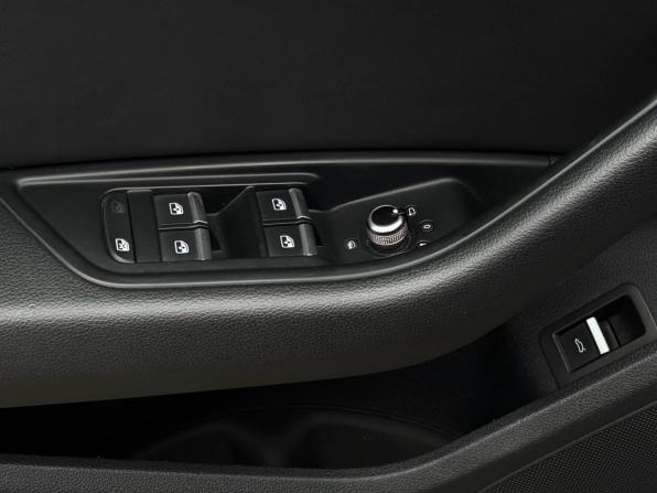 Audi A4 V (B9) Рестайлинг с пробегом 2020 года, цена 2 200 000 рублей, 124378 км, седан, Автокод Объявления