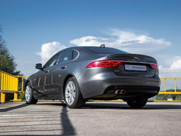 Jaguar XF II с пробегом 2017 года, цена 1 950 000 рублей, 92000 км, седан, Автокод Объявления