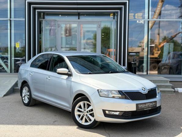 Skoda Rapid I Рестайлинг с пробегом 2017 года, цена 1 370 000 рублей, 116381 км, лифтбек, Автокод Объявления