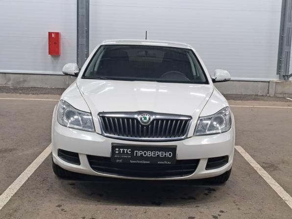 Skoda Octavia II (A5) Рестайлинг с пробегом 2011 года, цена 710 000 рублей, 180000 км, лифтбек, Автокод Объявления