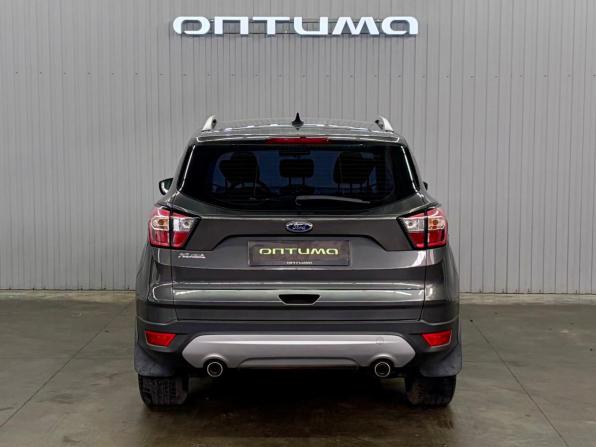 Ford Kuga II Рестайлинг с пробегом 2017 года, цена 1 637 000 рублей, 157129 км, внедорожник, Автокод Объявления