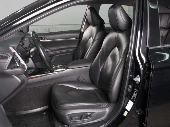 Toyota Camry VIII (XV70) с пробегом 2018 года, цена 2 545 000 рублей, 223654 км, седан, Автокод Объявления