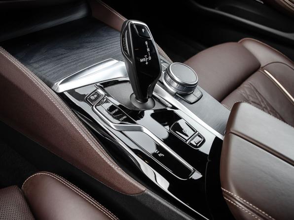 BMW 5 серии VII (G30/G31/G38) Рестайлинг с пробегом 2020 года, цена 6 070 000 рублей, 45893 км, седан, Автокод Объявления