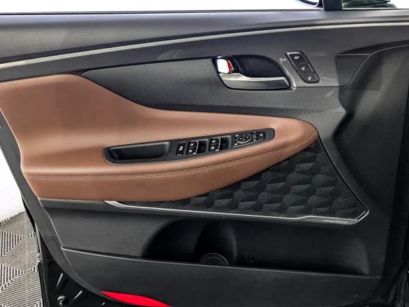 Hyundai Santa Fe IV Рестайлинг с пробегом 2021 года, цена 4 110 000 рублей, 38670 км, внедорожник, Автокод Объявления