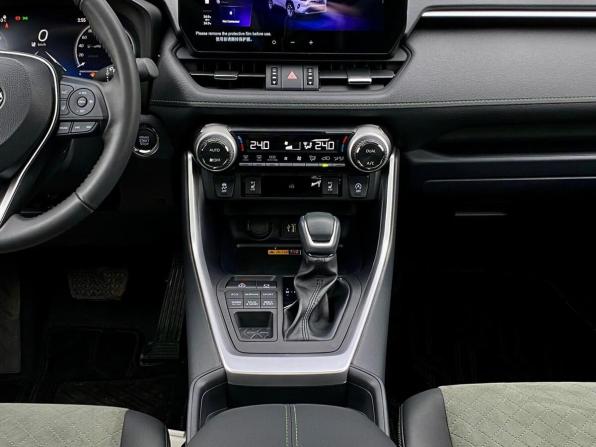 Новый Toyota RAV4 V (XA50) 2025 года, цена 5 500 000 рублей, внедорожник, Автокод Объявления