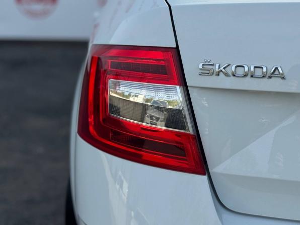 Skoda Octavia III (A7) Рестайлинг с пробегом 2019 года, цена 1 919 000 рублей, 139666 км, лифтбек, Автокод Объявления