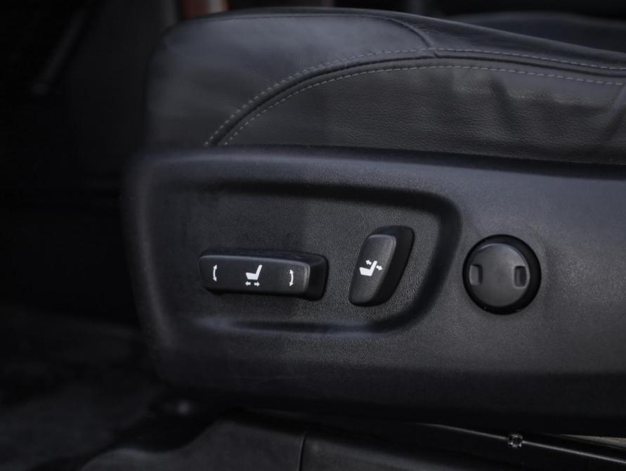 Toyota Land Cruiser Prado 150 Series Рестайлинг 1 Санкт-Петербург  - изображение 27