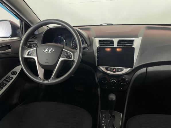 Hyundai Solaris I Рестайлинг с пробегом 2015 года, цена 1 013 000 рублей, 93965 км, седан, Автокод Объявления