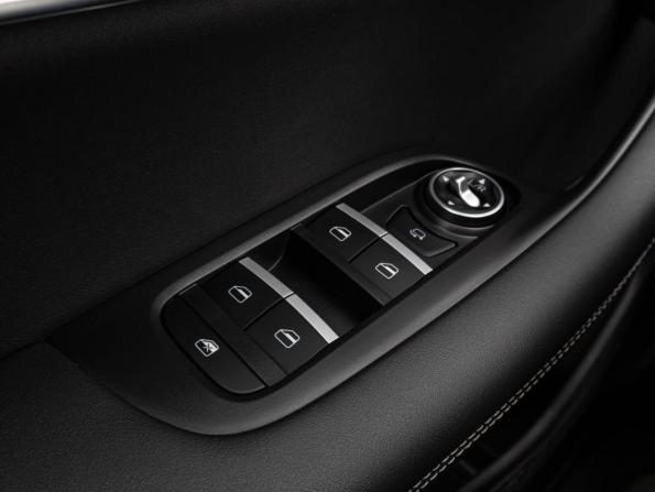 Chery Tiggo 7 Pro Max I с пробегом 2023 года, цена 1 899 030 рублей, 28033 км, внедорожник, Автокод Объявления