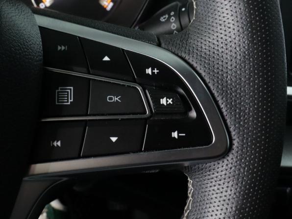 Lada (ВАЗ) Vesta I Рестайлинг (NG) с пробегом 2024 года, цена 1 420 000 рублей, 27409 км, седан, Автокод Объявления