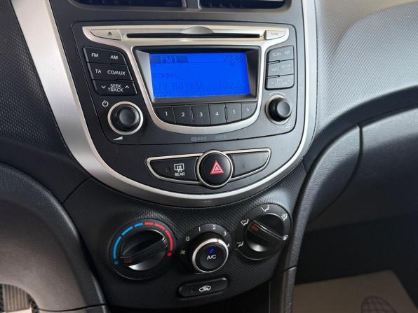 Hyundai Solaris I с пробегом 2013 года, цена 793 000 рублей, 158813 км, седан, Автокод Объявления