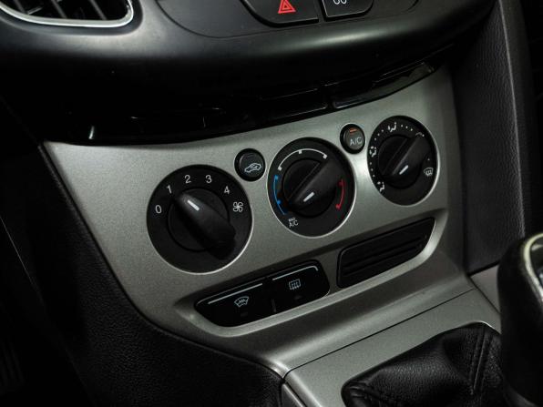 Ford Focus III с пробегом 2013 года, цена 668 000 рублей, 200337 км, универсал, Автокод Объявления