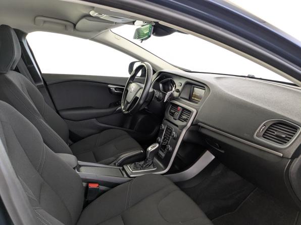 Volvo V40 Cross Country I с пробегом 2013 года, цена 1 251 000 рублей, 180747 км, хэтчбек, Автокод Объявления