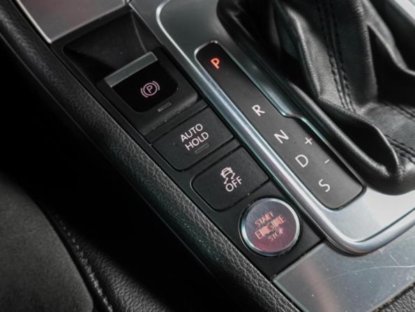 Volkswagen Passat B7 с пробегом 2012 года, цена 1 199 000 рублей, 209445 км, седан, Автокод Объявления