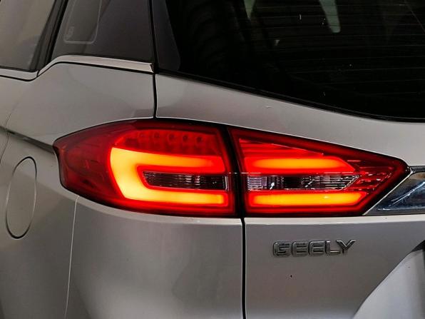 Geely Atlas I с пробегом 2021 года, цена 1 629 000 рублей, 38696 км, внедорожник, Автокод Объявления