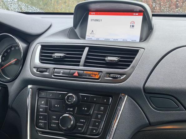 Opel Mokka I с пробегом 2014 года, цена 869 000 рублей, 184732 км, внедорожник, Автокод Объявления