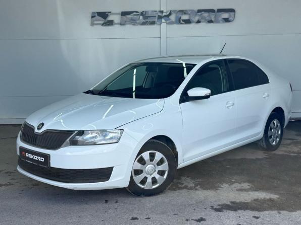 Skoda Rapid I Рестайлинг с пробегом 2017 года, цена 1 249 000 рублей, 84500 км, лифтбек, Автокод Объявления