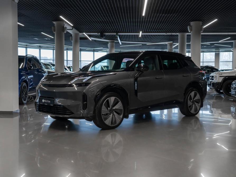 Lynk &amp; Co 08 I Москва  - изображение 1