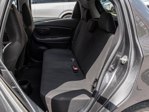 Toyota Vitz III (XP130) Рестайлинг 2 с пробегом 2019 года, цена 1 050 000 рублей, 44424 км, хэтчбек, Автокод Объявления