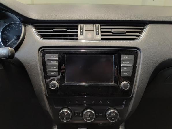 Skoda Octavia III (A7) с пробегом 2015 года, цена 1 200 000 рублей, 284003 км, лифтбек, Автокод Объявления