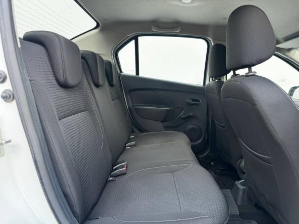 Renault Logan II Рестайлинг с пробегом 2022 года, цена 999 000 рублей, 80341 км, седан, Автокод Объявления