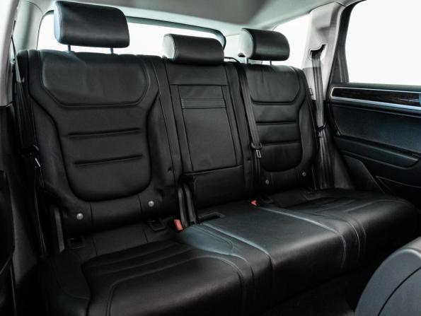 Volkswagen Touareg II с пробегом 2013 года, цена 2 499 000 рублей, 123000 км, внедорожник, Автокод Объявления