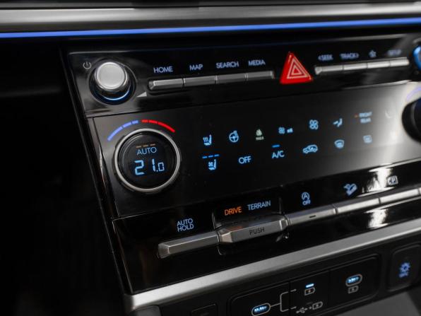 Hyundai Santa Fe V (MX5) с пробегом 2025 года, цена 5 140 000 рублей, 22717 км, внедорожник, Автокод Объявления
