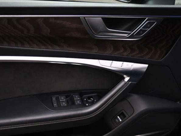 Audi A7 II (4K) с пробегом 2018 года, цена 4 199 000 рублей, 87600 км, лифтбек, Автокод Объявления