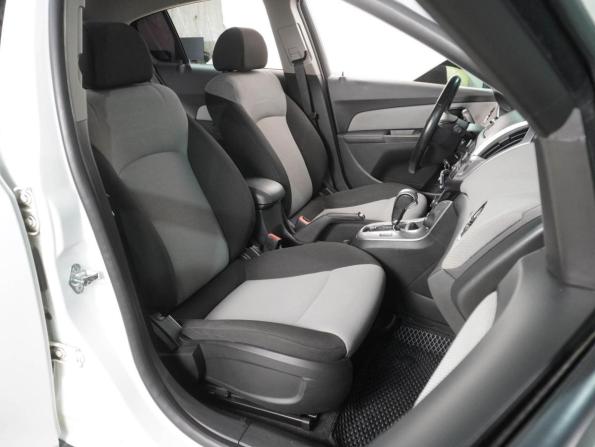 Chevrolet Cruze I Рестайлинг с пробегом 2013 года, цена 999 000 рублей, 161333 км, хэтчбек, Автокод Объявления