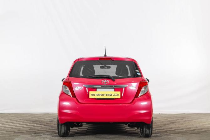 Toyota Vitz III (XP130) с пробегом 2012 года, цена 1 029 000 рублей, 80100 км, хэтчбек, Автокод Объявления