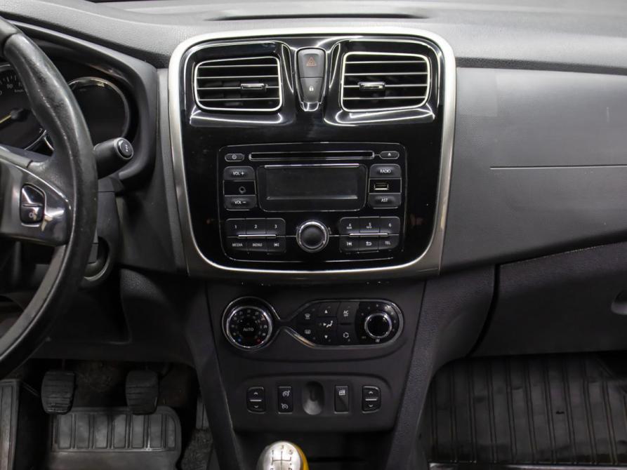 Renault Logan II Москва  - изображение 15