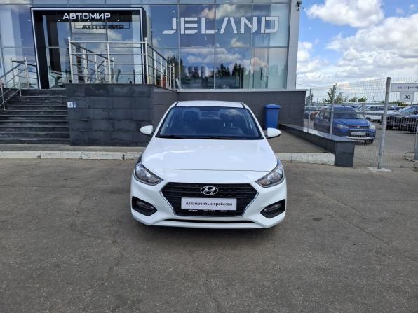 Hyundai Solaris II с пробегом 2017 года, цена 1 300 000 рублей, 67955 км, седан, Автокод Объявления