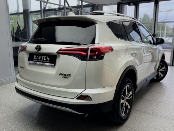 Toyota RAV4 IV (XA40) Рестайлинг с пробегом 2017 года, цена 2 125 000 рублей, 140863 км, внедорожник, Автокод Объявления
