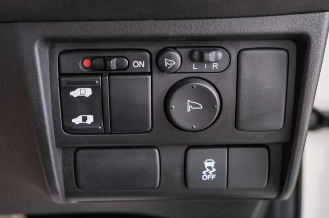 Honda Freed I Рестайлинг с пробегом 2012 года, цена 1 029 000 рублей, 118000 км, компактвэн, Автокод Объявления