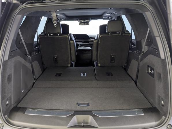 Cadillac Escalade V с пробегом 2022 года, цена 9 750 000 рублей, 33002 км, внедорожник, Автокод Объявления
