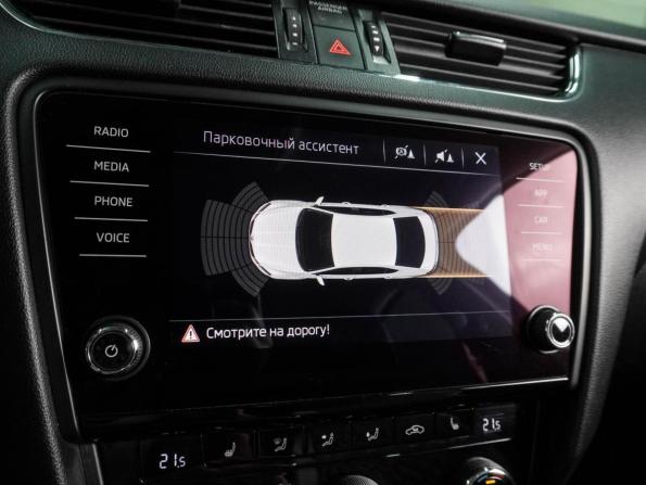 Skoda Octavia III (A7) Рестайлинг с пробегом 2019 года, цена 1 679 000 рублей, 178478 км, лифтбек, Автокод Объявления